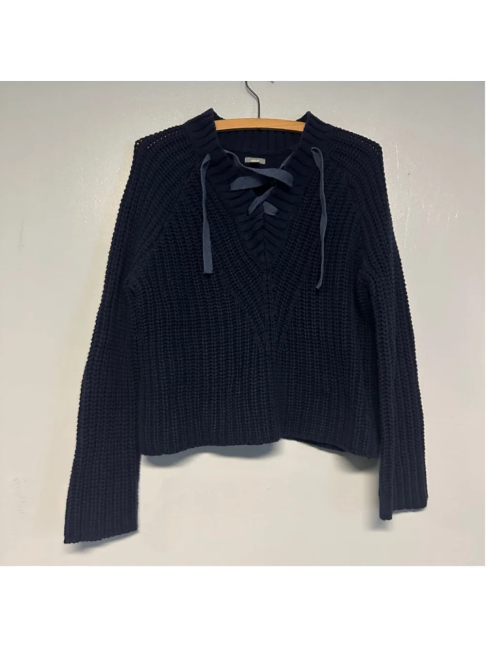 Aerie Navy V-Neck Lace-Up Sweater Women’s Size  XS chunky knit casual